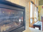 Lazy M Villa - Gas Fireplace